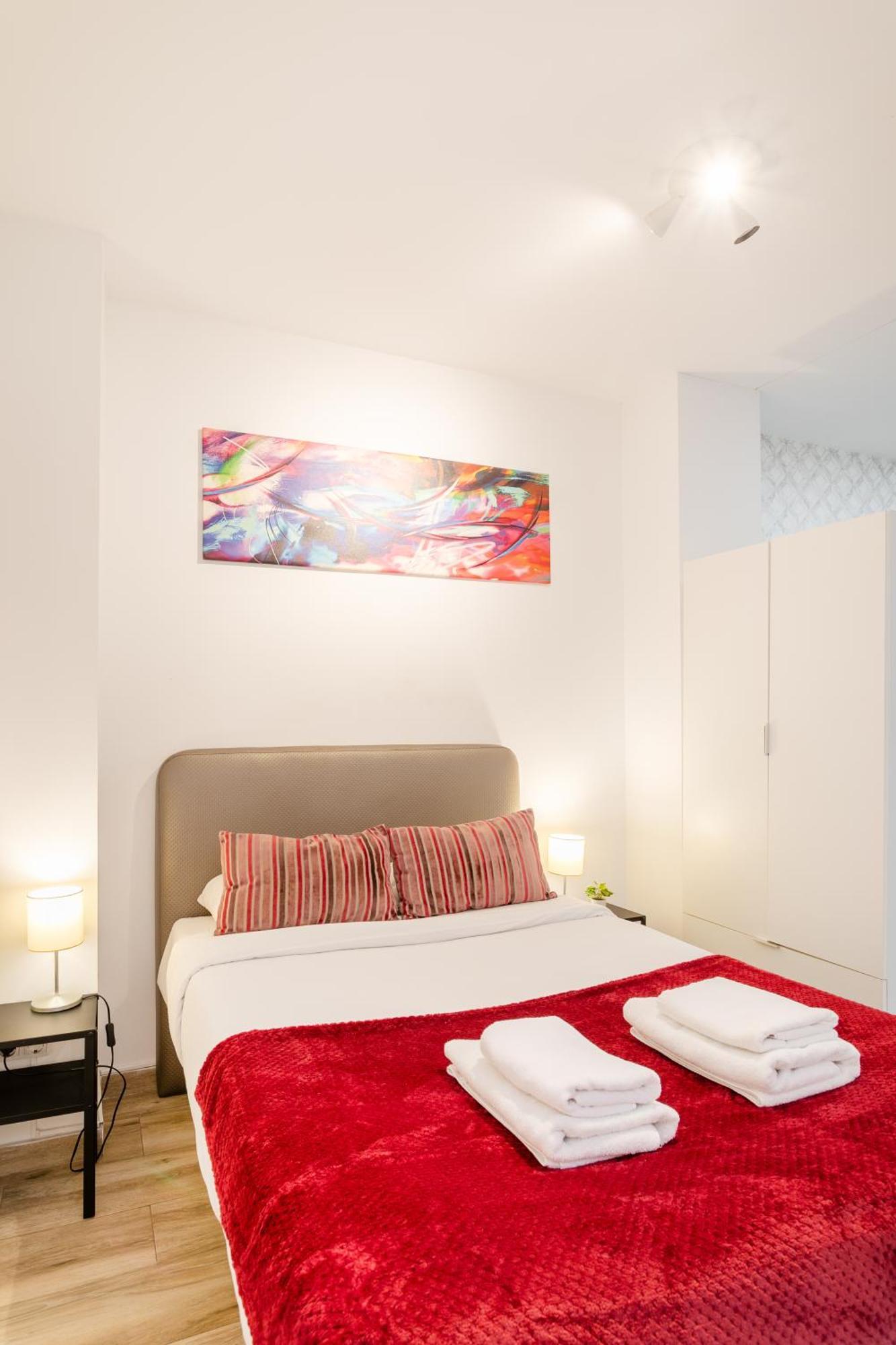 Apartamentos Centricos De San Leandro Alicante Exterior photo