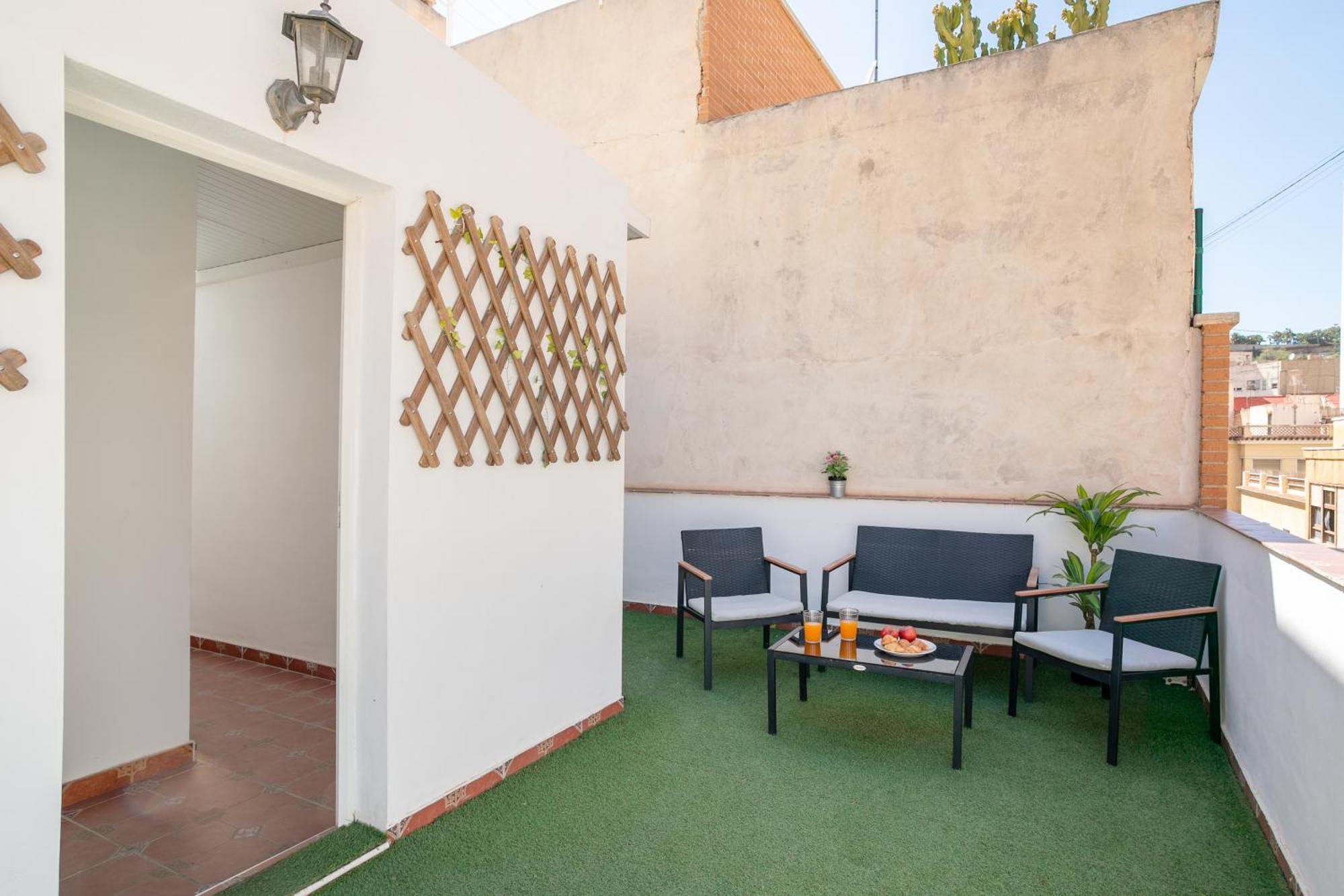 Apartamentos Centricos De San Leandro Alicante Exterior photo